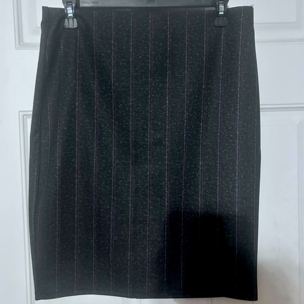 Striped pencil skirt